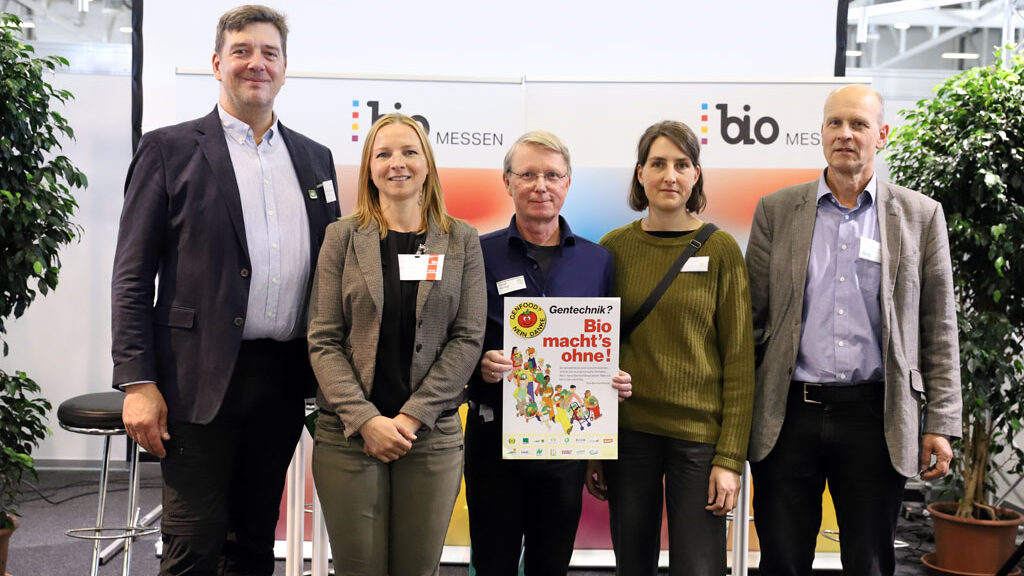 Sascha Damaschun (Bodan), Dr. Freya Schäfer (FiBL). Detlef Harting, Hannah Grebe (Bioverita) und Brunhard Kehl (AöL).